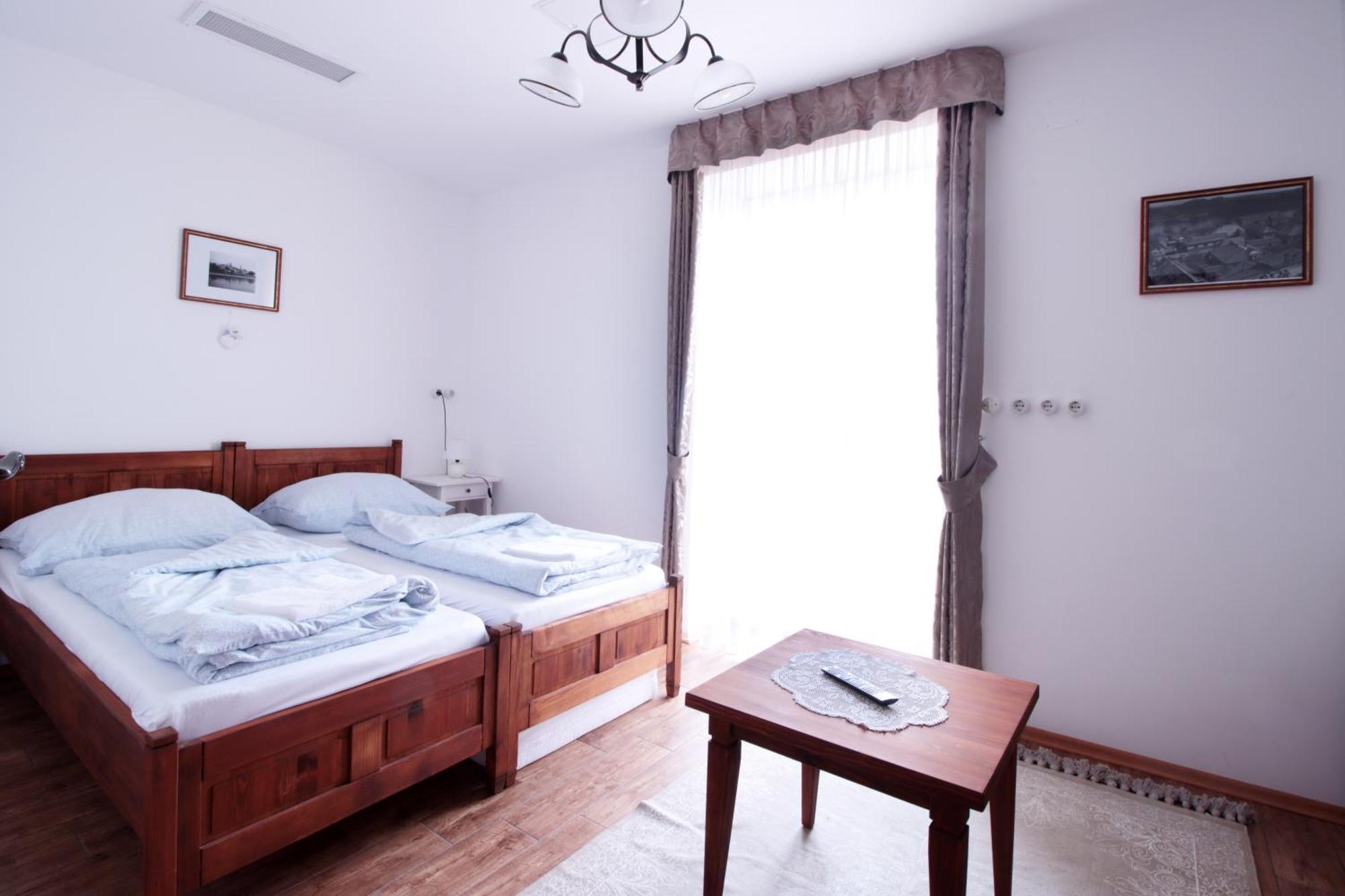 Szazesztendos Reveszhaz Apartman Сигетмоноштор Экстерьер фото
